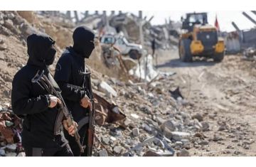 حماس تؤكد جاهزيتها لنقل الحكم في غزة إلى لجنة تكنوقراط وتطالب بفتح معبر رفح بالكامل حماس تؤكد جاهزيتها لنقل الحكم في غزة إلى لجنة تكنوقراط وتطالب بفتح معبر رفح بالكامل