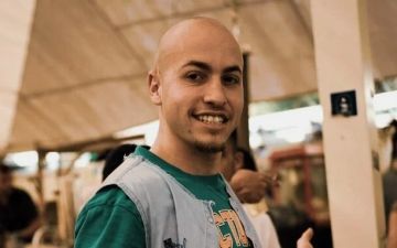 أسير إسرائيلي سابق: مقاتل من حماس أعطاني سلاحا بعد قصف مبنى في غزة عاجل