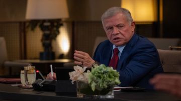 الملك يلتقي وجهاء وممثلين عن محافظة إربد