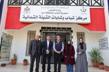 وزير الشباب يتفقد عددا من المنشآت الشبابية والرياضية في الأغوار الوسطى والشمالية ويوعز بإجراء أعمال الصيانة واستحداث قاعات رقمية ولياقة بدنية وبرامج تدريبية في مختلف المرافق .