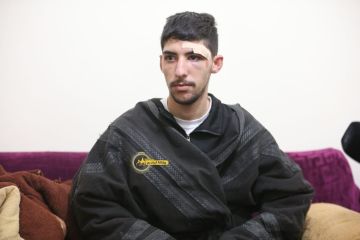 ابو حديد يروي ل رم كيف سحله سائق بمركبته عشرات الأمتار حتى سقط - صور وفيديو