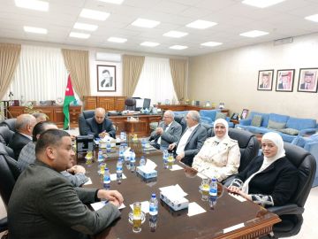 خلال عام 2025جماعة عمان تكرم عددا من الشخصيات العامة وتعقد سلسلة من الندوات وتصدر عددا من البيانات خلال عام 2025جماعة عمان تكرم عددا من الشخصيات العامة وتعقد سلسلة من الندوات وتصدر عددا من البيانات