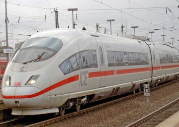 الأردنيون على موعد مع مشاريع كبرى .. قطارا ركاب سريع باتجاه العقبة وخفيف إلى الزرقاء والمطار