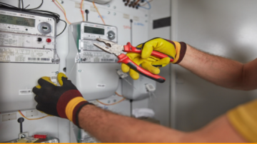 بين نفي الشركات وتأكيدات النواب.. من يتحمل كلفة فاقد الكهرباء في الأردن؟