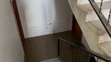 مياه الصرف الصحي تغرق منازل شرقي إربد وتجبر سكانا على الإخلاء