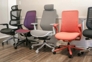 الخلايلة يطلب شراء 400 كرسي لموظفي الضمان الاجتماعي