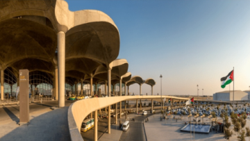 مجموعة المطار الدولي تعلن عن عام قياسي مع استقبال مطار الملكة علياء الدولي 9.79 مليون مسافر في عام 2025 مجموعة المطار الدولي تعلن عن عام قياسي مع استقبال مطار الملكة علياء الدولي 9.79 مليون مسافر في عام 2025