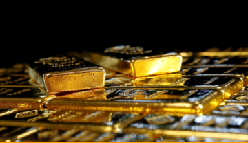 الذهب ينخفض مع جني الأرباح وتراجع الطلب على الملاذ الآمن