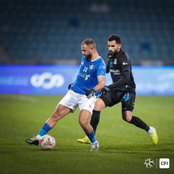 بالفيديو.. اتحاد الكرة: ضربتا جزاء الفيصلي أمام السلط صحيحتان بالفيديو.. اتحاد الكرة: ضربتا جزاء الفيصلي أمام السلط صحيحتان