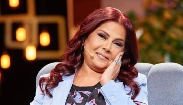 صباح الجزائري تقبل يد منى واصف وفيديو مؤثر يجمعهما يتصدر