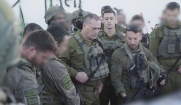 البرد يقتل طفلين في غزة وسط تحذيرات من تداعيات كارثية لمنخفض جوي