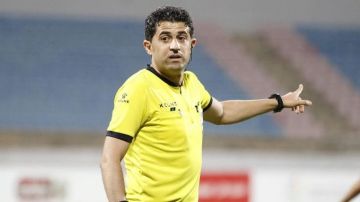 يعقوب حكما لقمة الفيصلي والرمثا بدوري المحترفين