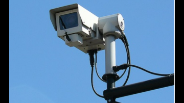 الامانة توضح حول كاميرا إشارة عبدالله غوشة وحقيقة تسجيلها مخالفات متكررة الامانة توضح حول كاميرا إشارة عبدالله غوشة وحقيقة تسجيلها مخالفات متكررة