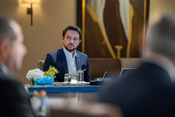 ولي العهد يؤكد أهمية تطوير مبادرات المجلس الوطني لتكنولوجيا المستقبل