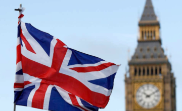 عاصفة غوريتي تضرب بريطانيا برياح عاتية وثلوج كثيفة عاصفة غوريتي تضرب بريطانيا برياح عاتية وثلوج كثيفة