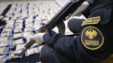 عملية أمنية سورية عراقية تطيح بشبكة دولية لتهريب الكبتاغون عملية أمنية سورية عراقية تطيح بشبكة دولية لتهريب الكبتاغون