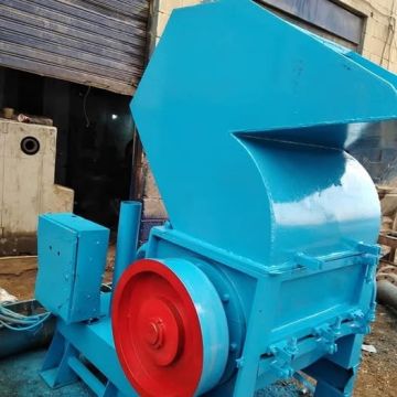 وفاة شخص إثر سقوطه داخل جاروشة بلاستيك في الموقر