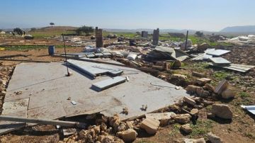 تهجير قسري لـ20 أسرة من تجمع شلال العوجا البدوي شمال أريحا تهجير قسري لـ20 أسرة من تجمع شلال العوجا البدوي شمال أريحا