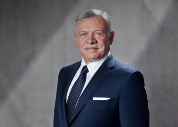 الملك يستهل زيارته لمحافظة إربد بافتتاح مستشفى الأميرة بسمة الملك يستهل زيارته لمحافظة إربد بافتتاح مستشفى الأميرة بسمة