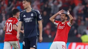 بسيناريو مجنون .. بنفيكا يسقط ريال مدريد والفريقان الى الملحق