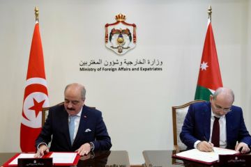 مذكرة تفاهم بين المعهد الدبلوماسي الأردني والأكاديمية الدبلوماسية الدولية في تونس مذكرة تفاهم بين المعهد الدبلوماسي الأردني والأكاديمية الدبلوماسية الدولية في تونس