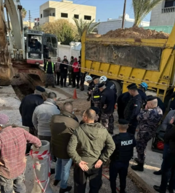 سقوط عامل وافد داخل حفرة في لواء الرمثا سقوط عامل وافد داخل حفرة في لواء الرمثا