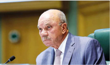 الفايز يدعو الشباب للتصدي إلى حملات خارجية تستهدف الأردن