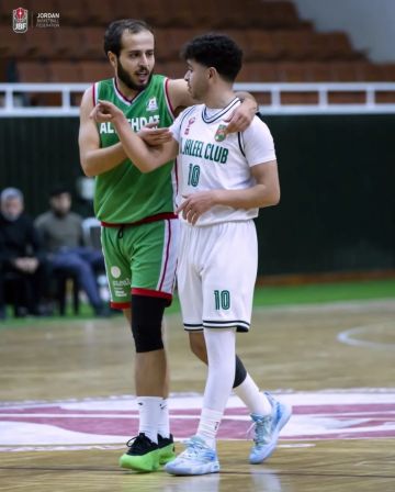 الوحدات يحسم مواجهة الجليل المؤجلة بانتصار عريض في دوري CFI الوحدات يحسم مواجهة الجليل المؤجلة بانتصار عريض في دوري CFI