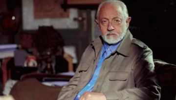 عملية جراحية دقيقة.. تطورات الحالة الصحية للفنان عبد العزيز مخيون عملية جراحية دقيقة.. تطورات الحالة الصحية للفنان عبد العزيز مخيون