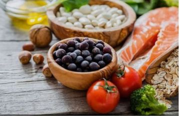 هذه الحمية تجعل دماغك أصغر بـ7 سنوات