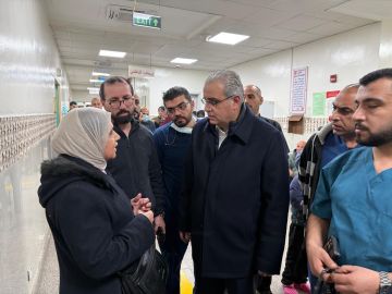 وزير الصحة يفاجئ طوارئ مستشفى حمزة .. !