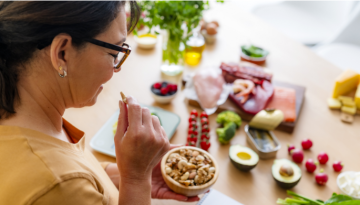 12 غذاء غنيا بالعناصر الأساسية لتعويض قلة الشهية