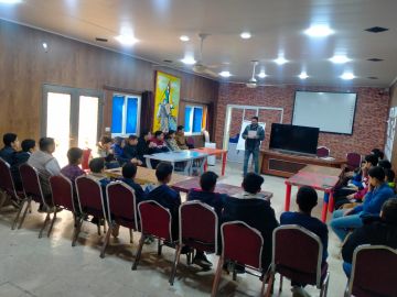 مراكز الشباب والشابات في إربد تنفذ حزمة أنشطة ثقافية وتوعوية وبيئية لتعزيز الوعي وبناء القدرات مراكز الشباب والشابات في إربد تنفذ حزمة أنشطة ثقافية وتوعوية وبيئية لتعزيز الوعي وبناء القدرات