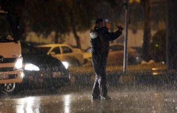 الأمن العام يجدد تحذيراته للتعامل مع الحالة الجوية الأمن العام يجدد تحذيراته للتعامل مع الحالة الجوية