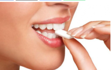 مضغ العلكة قد يساعد على التركيز وتخفيف التوتر