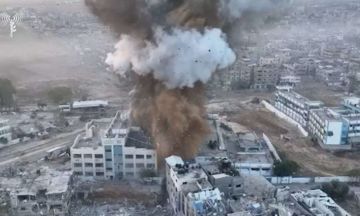 نيويورك تايمز: إسرائيل تواصل الهدم الممنهج لغزة غير عابئة باتفاق وقف إطلاق النار عاجل