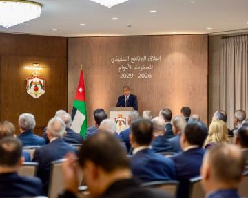 رئيس الوزراء: الملك وجه الحكومة بزيادة مخصصات صندوق دعم الطالب