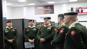 رئيس هيئة الأركان يزور مديرية الحرب الإلكترونية