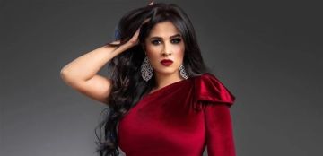 مطلعني عريانة.. ياسمين عبد العزيز غاضبة: يا رب يتردلك في أمك وأختك (صورة)