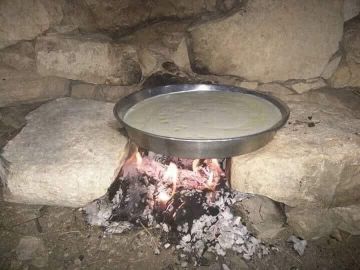 موسم الحثيمة في الأردن يصل إلى ذروته موسم الحثيمة في الأردن يصل إلى ذروته