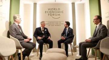 ولي العهد يلتقي ملك بلجيكا في دافوس ويؤكد تعزيز العلاقات الثنائية