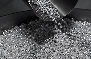 أسعار الفضة تصعد إلى مستوى تاريخي متجاوزة 110 دولارات للأونصة