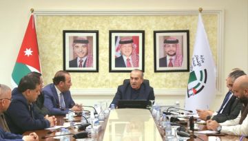 وزير الأشغال يبحث مع نقابة المقاولين تعزيز الشراكة لدعم البنية التحتية ومواجهة الظروف الجوية وزير الأشغال يبحث مع نقابة المقاولين تعزيز الشراكة لدعم البنية التحتية ومواجهة الظروف الجوية