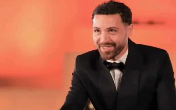 ردا على اتهامه بضرب زوجته .. فنان مصري يدافع عن نفسه