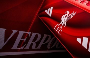 بعد ساعات من افتتاح الميركاتو.. ليفربول يعلن انتقال أحد لاعبيه أ