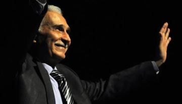 تجميد حسابات عبد الرحمن أبو زهرة.. نجل الفنان يكشف مفاجأة بشأن أزمته الضريبية