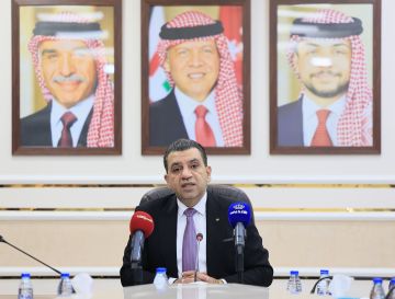  فلسطين النيابية تدين هدم الأونروا في الشيخ جراح وتعتبره تصعيدا خطيرا ضد قضية اللاجئين