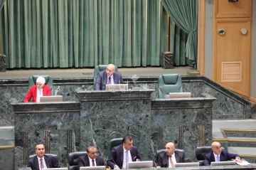 قضايا مالية تضع نوابا في عين العاصفة .. والمجلس يتأهب لرفع الحصانة عن 8 منهم قضايا مالية تضع نوابا في عين العاصفة .. والمجلس يتأهب لرفع الحصانة عن 8 منهم