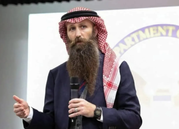 السفير الاميركي معجب بتطور الكراتيه في الاردن - صور