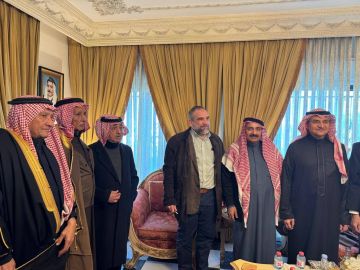 الفيصل الجربا يقيم وليمة غداء تكريمية لسفير المملكة العربية السعودية بحضور كبار الشخصيات في عمان الفيصل الجربا يقيم وليمة غداء تكريمية لسفير المملكة العربية السعودية بحضور كبار الشخصيات في عمان